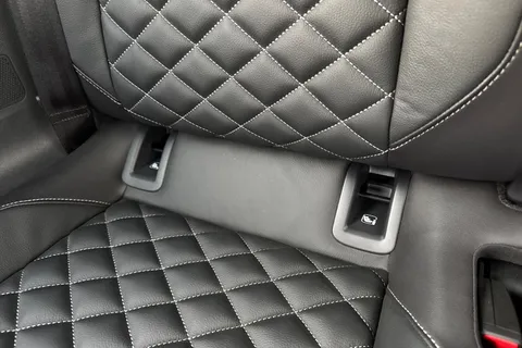 KY25UNK Volkswagen T-Roc 1.5 TSI R-Line 2dr DSG⭐ Vienna leather, Rear Camera, Keyless, Wind deflecto Thumbnail #35