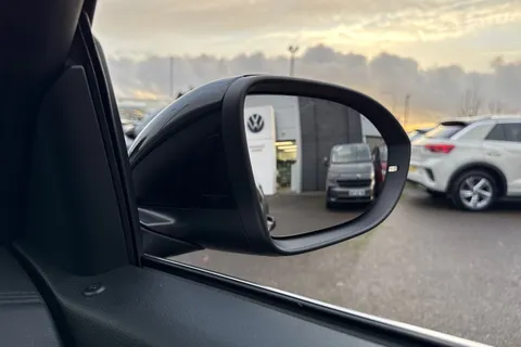 KY25UNK Volkswagen T-Roc 1.5 TSI R-Line 2dr DSG⭐ Vienna leather, Rear Camera, Keyless, Wind deflecto Thumbnail #37