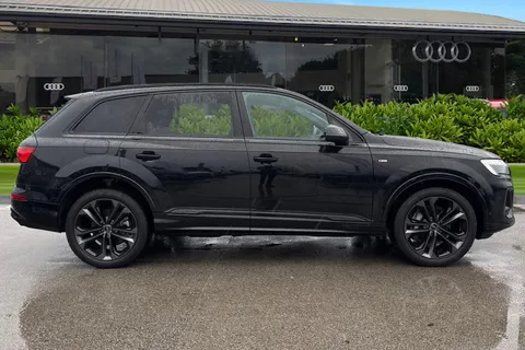 3 of 50 for Audi Q7 SUV Black Edition 50 TDI quattro 286 PS tiptronic