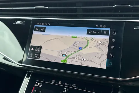 17 of 50 for Audi Q7 SUV Black Edition 50 TDI quattro 286 PS tiptronic