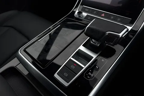 23 of 50 for Audi Q7 SUV Black Edition 50 TDI quattro 286 PS tiptronic