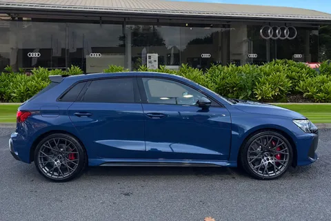  Audi RS 3 2.5 TFSI Carbon Black Sportback S Tronic quattro Euro 6 (s/s) 5dr Thumbnail #4