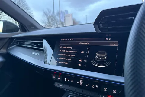  Audi RS 3 2.5 TFSI Carbon Black Sportback S Tronic quattro Euro 6 (s/s) 5dr Thumbnail #60