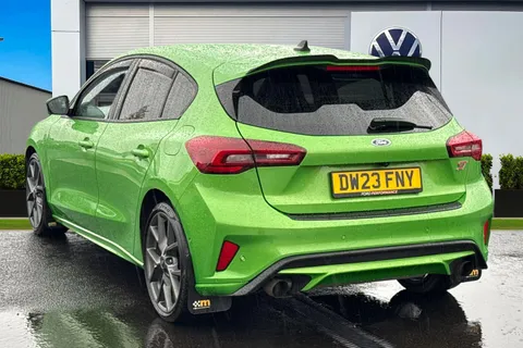 2 of 47 for Ford Focus 2.3T EcoBoost ST Euro 6 (s/s) 5dr