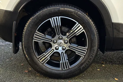 SC71MWO Volvo Xc40 2.0 B4P Inscription 5dr AWD Auto Thumbnail #10