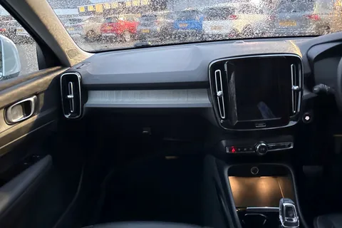 SC71MWO Volvo Xc40 2.0 B4P Inscription 5dr AWD Auto Thumbnail #19