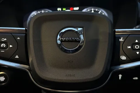 SC71MWO Volvo Xc40 2.0 B4P Inscription 5dr AWD Auto Thumbnail #34