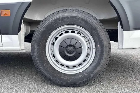 DE75ZSP Volkswagen Crafter 1.5T SHS Luxury 5dr Auto Thumbnail #12