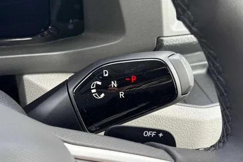 DE75ZSP Volkswagen Crafter 1.5T SHS Luxury 5dr Auto Thumbnail #43