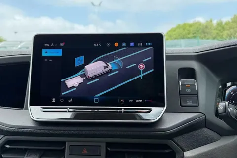 DE75ZSP Volkswagen Crafter 1.5T SHS Luxury 5dr Auto Thumbnail #52