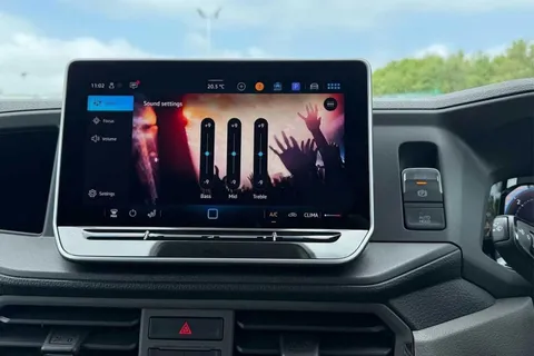 DE75ZSP Volkswagen Crafter 1.5T SHS Luxury 5dr Auto Thumbnail #54