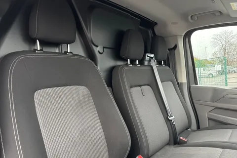 23 of 57 for VOLKSWAGEN TRANSPORTER 2.0 TDI 110 Commerce Plus Van