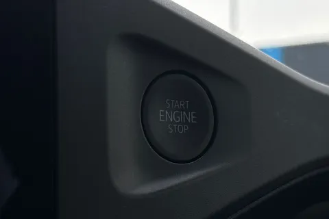 41 of 57 for VOLKSWAGEN TRANSPORTER 2.0 TDI 110 Commerce Plus Van