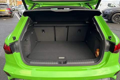 PX75VZZ Audi RS 3 2.5 TFSI Carbon Vorsprung Sportback S Tronic quattro Euro 6 (s/s) 5dr Thumbnail #7