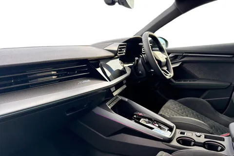 PX75VZZ Audi RS 3 2.5 TFSI Carbon Vorsprung Sportback S Tronic quattro Euro 6 (s/s) 5dr Thumbnail #15