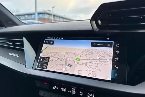 PX75VZZ Audi RS 3 2.5 TFSI Carbon Vorsprung Sportback S Tronic quattro Euro 6 (s/s) 5dr Thumbnail #17