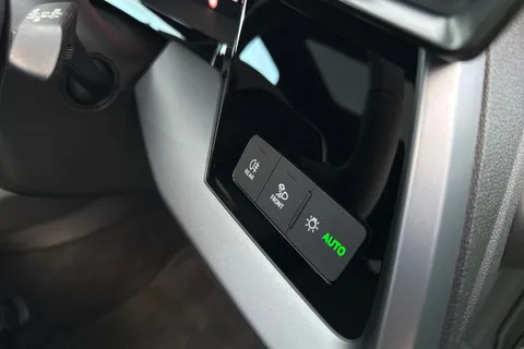 PX75VZZ Audi RS 3 2.5 TFSI Carbon Vorsprung Sportback S Tronic quattro Euro 6 (s/s) 5dr Thumbnail #45