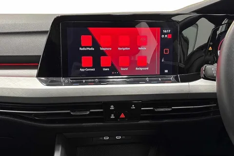 GL24ABF Volkswagen Golf 1.5 eTSI 150 Life 5dr DSG Thumbnail #12