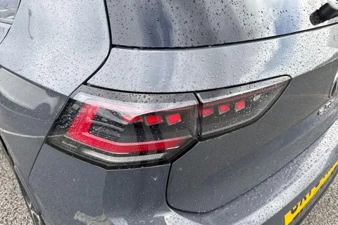 CX75KNK Volkswagen Golf 2.0 TSI 300 GTI Clubsport 5dr DSG Thumbnail #25