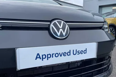 CX23OOE Volkswagen Golf 1.5 TSI R-Line 5dr Thumbnail #26