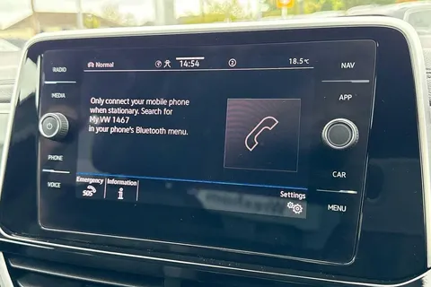 DE74UOL Volkswagen T-Roc 2.0 TDI 150 EVO R-Line 5dr DSG Thumbnail #51