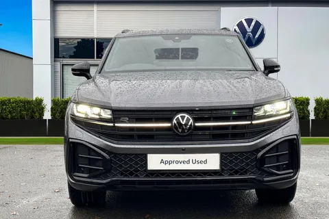 5 of 57 for VOLKSWAGEN TOUAREG 3.0 V6 TDI 4Motion 286 Black Edition 5dr Tip Auto