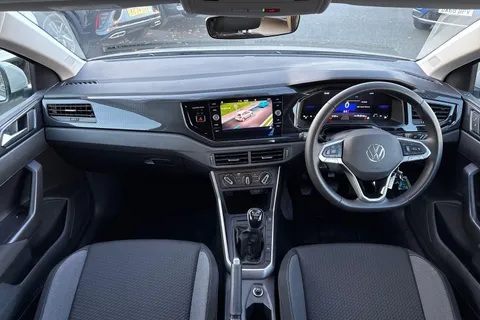 DF25FDJ Volkswagen Polo 1.0 TSI Match 5dr Thumbnail #39