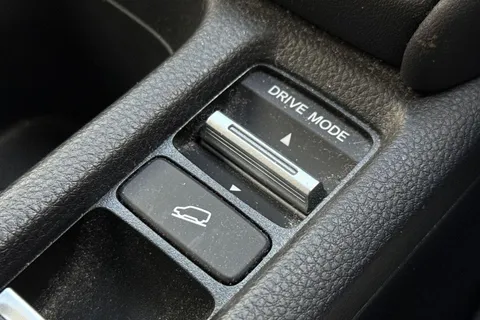 MV23USG Honda HR-V 1.5 eHEV Advance Style 5dr CVT Thumbnail #44