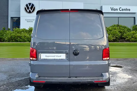 DG21TNV Volkswagen Transporter 2.0 TDI 110 Highline Van Thumbnail #4