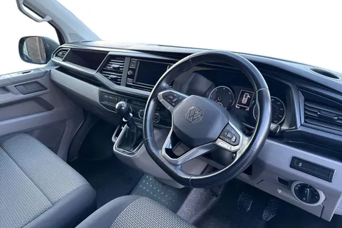 PK72ZDJ Volkswagen Transporter 2.0 TDI 150 Highline Van Thumbnail #7