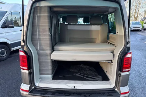 9 of 51 for Volkswagen California Ocean SWB EU6 150 PS 2.0 TDI BMT 7sp DSG