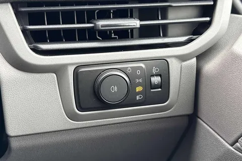 PN25OYU Volkswagen Transporter 2.0 TDI 150 Commerce Plus Van Thumbnail #28