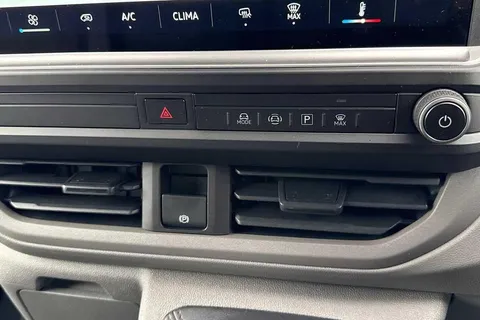 PN25OYU Volkswagen Transporter 2.0 TDI 150 Commerce Plus Van Thumbnail #35