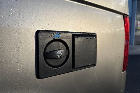 32 of 51 for Volkswagen California Ocean SWB EU6 150 PS 2.0 TDI BMT 7sp DSG