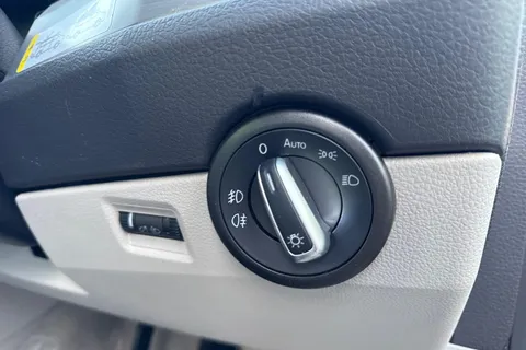 38 of 51 for Volkswagen California Ocean SWB EU6 150 PS 2.0 TDI BMT 7sp DSG