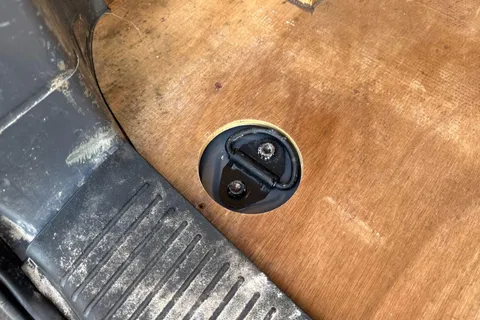 DG21TNV Volkswagen Transporter 2.0 TDI 110 Highline Van Thumbnail #39