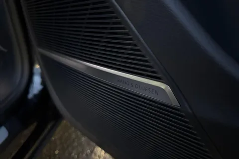 PX75XOM Audi Q8 50 TDI Quattro Black Edition 5dr Tiptronic Thumbnail #48