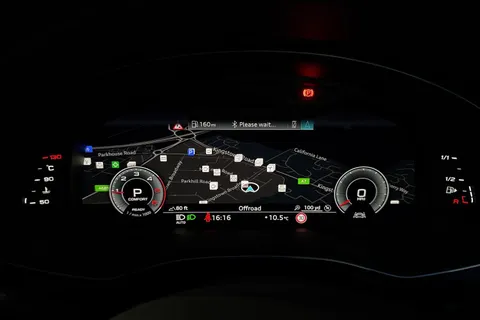 PX75XOM Audi Q8 50 TDI Quattro Black Edition 5dr Tiptronic Thumbnail #52