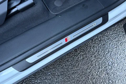 PX75XOD Audi Q8 50 TDI Quattro Black Edition 5dr Tiptronic Thumbnail #46