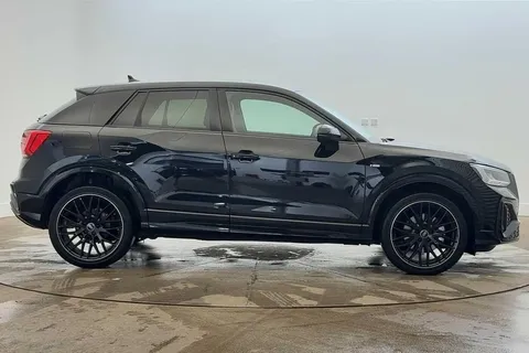 KT25XCF Audi Q2 Black Edition 35 TFSI 150 PS S tronic Thumbnail #4
