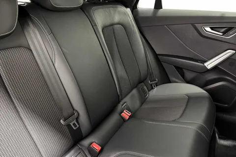 KT25XCF Audi Q2 Black Edition 35 TFSI 150 PS S tronic Thumbnail #9