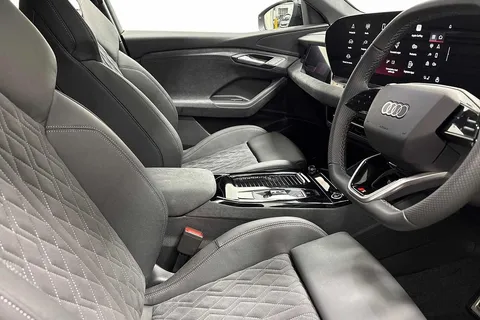 KN75HFO Audi Q6 E-Tron Q6 SUV Edition 1 e-tron performance  225,00 kW Thumbnail #10