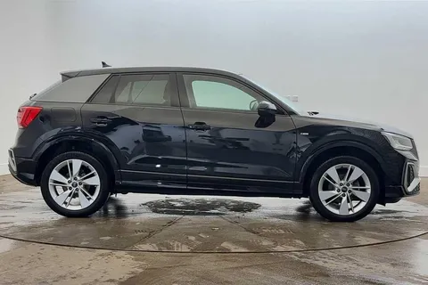 GJ74EPE Audi Q2 S line 35 TFSI  150 PS S tronic Thumbnail #4