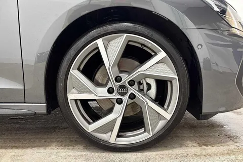 KM74MJV Audi A3 Black Edition 35 TFSI 150 PS S tronic Thumbnail #5