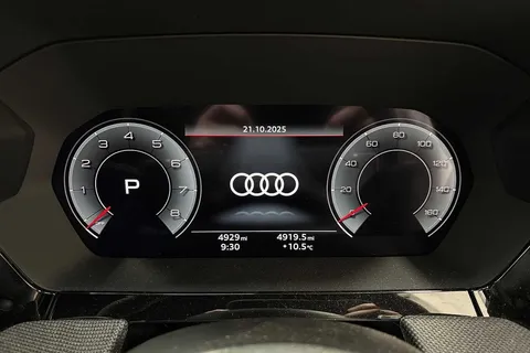 KM74MJV Audi A3 Black Edition 35 TFSI 150 PS S tronic Thumbnail #11