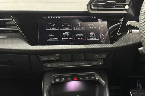 KM74MJV Audi A3 Black Edition 35 TFSI 150 PS S tronic Thumbnail #12