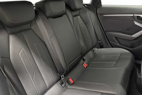 KY25CGV Audi A3 Black Edition 35 TFSI 150 PS S tronic Thumbnail #9