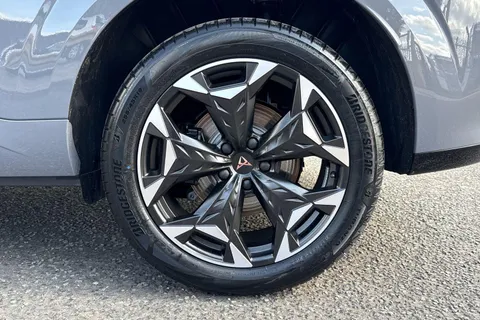 KM25RDV CUPRA Terramar 2.0 TSI VZ1 DSG 4Drive Euro 6 (s/s) 5dr Thumbnail #24