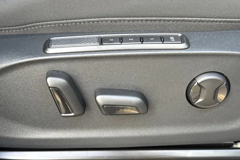 KM25RDV CUPRA Terramar 2.0 TSI VZ1 DSG 4Drive Euro 6 (s/s) 5dr Thumbnail #32