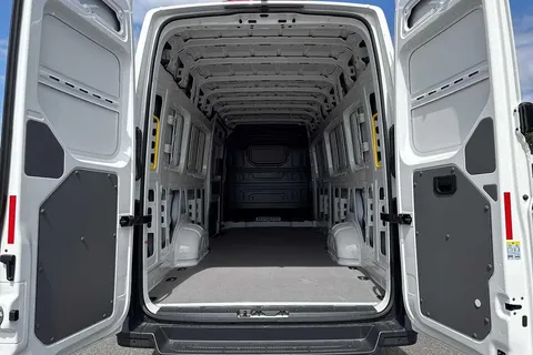 DF75TXW Volkswagen Crafter CR35 Panel van Commerce Plus LWB Maxi 140 PS 2.0 TDI 6sp Man - Camera/Step Thumbnail #9